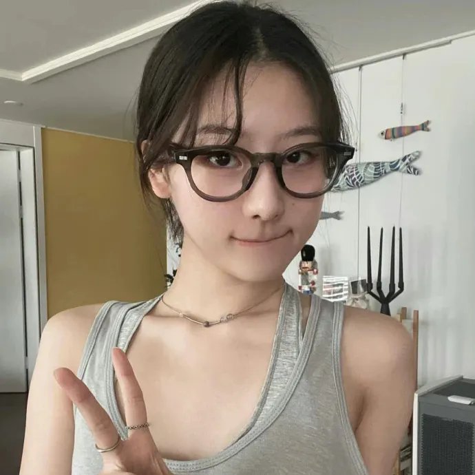 演员